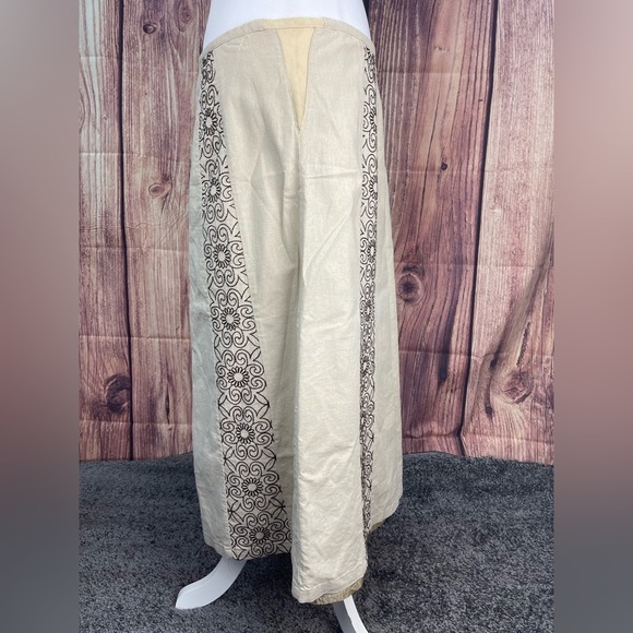 Tweeds linen rayon blend embroidered lined tan skirt women’s size 6 - Picture 4 of 15
